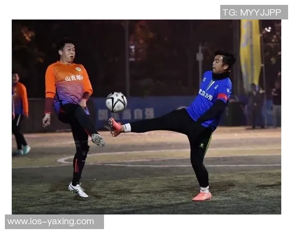 天下足球2017广告精彩回顾与幕后故事揭秘，重温足球激情与感动的瞬间